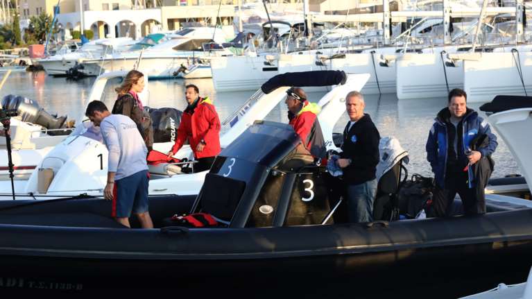 Κορονοϊός: &quot;Απόβαση&quot; ΕΟΔΥ με φουσκωτά στα νησιά από σήμερα [εικόνες]