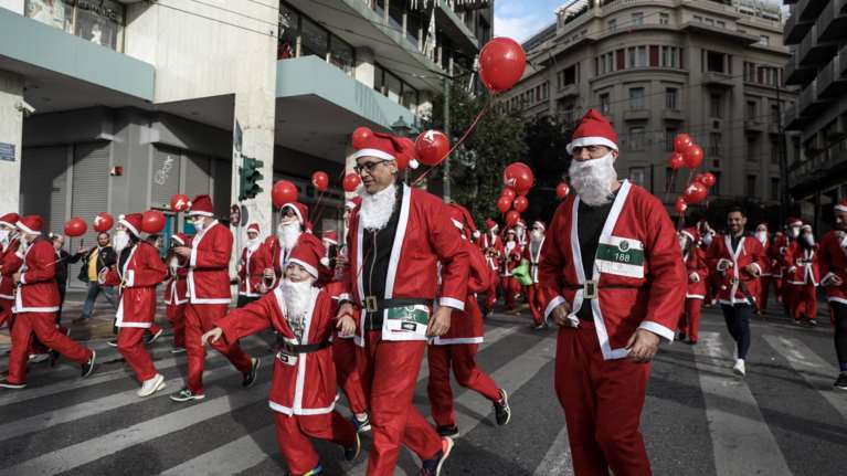 Δήμος Αθηναίων: Τρέχουμε ντυμένοι Αϊ Βασίληδες στην καρδιά της πόλης