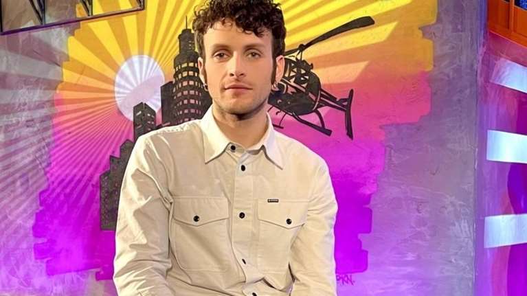 Μπένος: Το πήρα πολύ βαριά γύρω στα 15 - Tο ξεπέρασα επειδή το είπα στην μεγάλη μου αδερφή