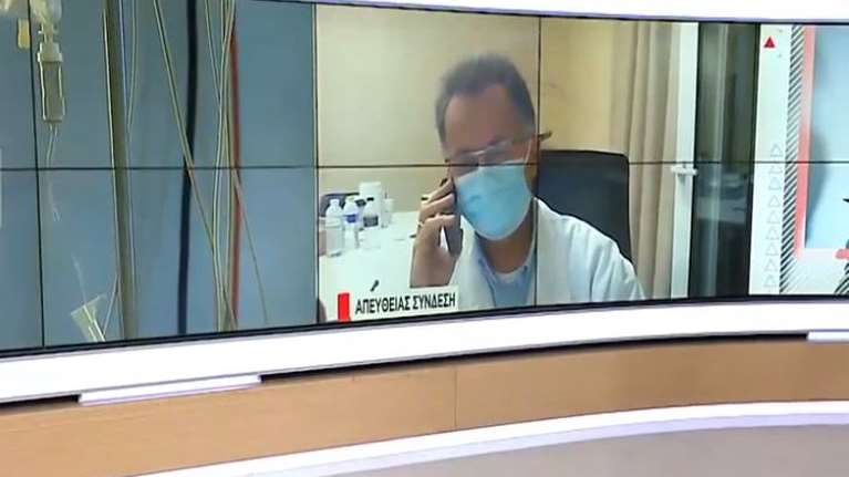 Κορονοϊός - "Καμπανάκι" του Διευθυντή ΜΕΘ ΓΝ Λάρισας: Το ¼ των ασθενών μας είναι 40άρηδες [Βίντεο]
