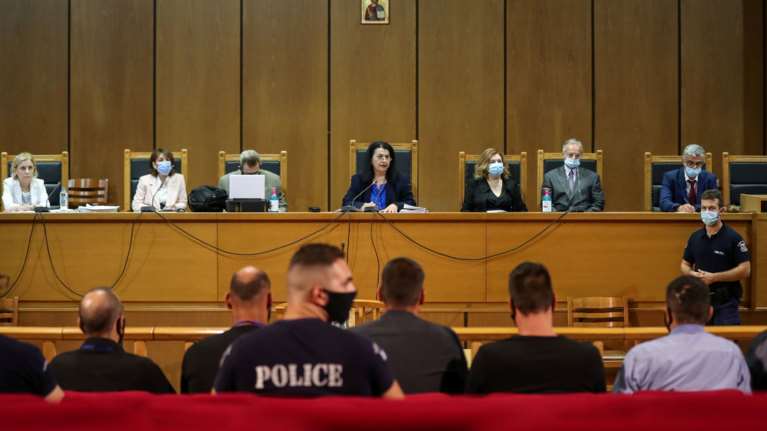 Δίκη Χρυσής Αυγής: Η Ένωση Δικαστών και Εισαγγελέων συγχαίρει τους δικαστές