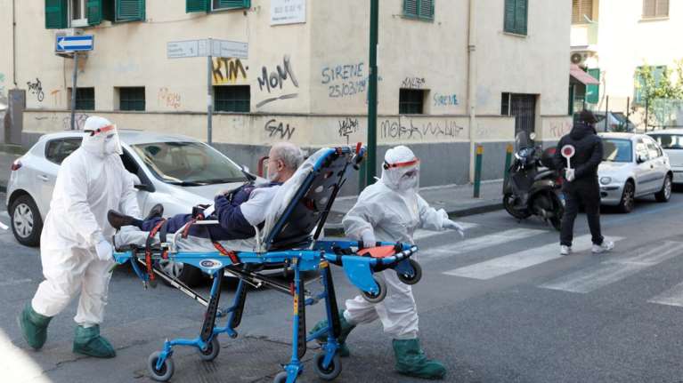 604 θάνατοι σε 24 ώρες στην Ιταλία-Οι νεκροί έφτασαν τους 17.127