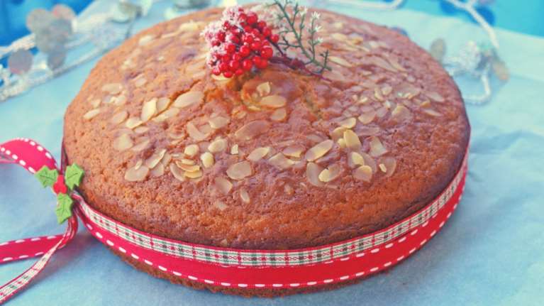 Η πιο τέλεια πολίτικη βασιλόπιτα τσουρέκι - Η αυθεντική συνταγή