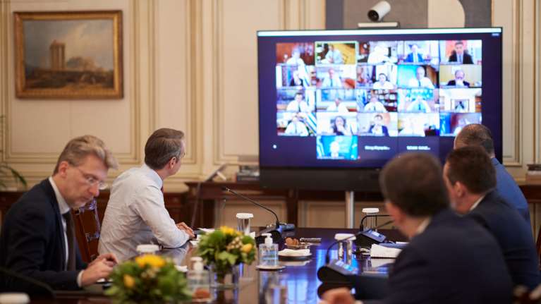 Τα 10 θέματα που συζητήθηκαν στο υπουργικό - &quot;Να γίνει καλύτερη η ζωή των Ελλήνων&quot;