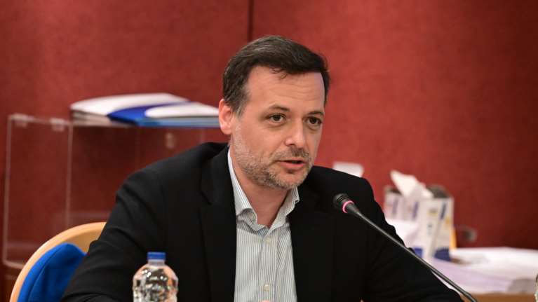 Δούκας: Βγαίνω μπροστά και μιλάω καθαρά - Να μας πει ο Ανδρουλάκης αν είναι ασυμβίβαστο να είμαι και υποψήφιος πρόεδρος