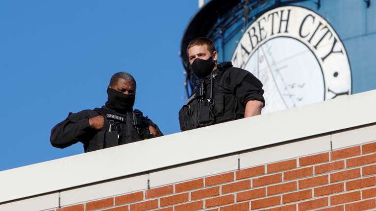 Συναγερμός στις ΗΠΑ: Πυροβολισμοί σε σχολείο στο Ντάλας- Πανικόβλητοι οι μαθητές τρέχουν να γλιτώσουν [βίντεο]