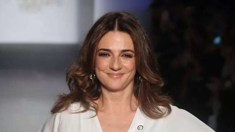 Η Μαρία Λεκάκη σε μία πολύ σπάνια φωτογραφία από τα παιδικά της χρόνια με την πανέμορφη μητέρα της