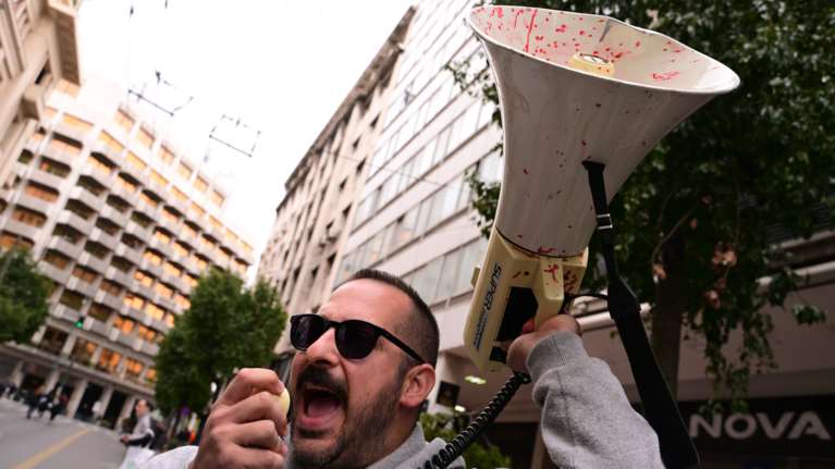 ΓΣEE: 24ωρη πανελλαδική απεργία την 1η Οκτωβρίου για μείωση του χρόνου εργασίας