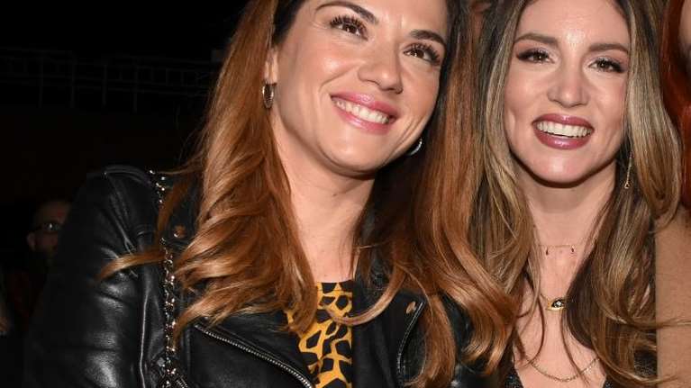 Tι συμβαίνει ανάμεσα στη Βάσω Λασκαράκη και την Αθηνά Οικονομάκου;