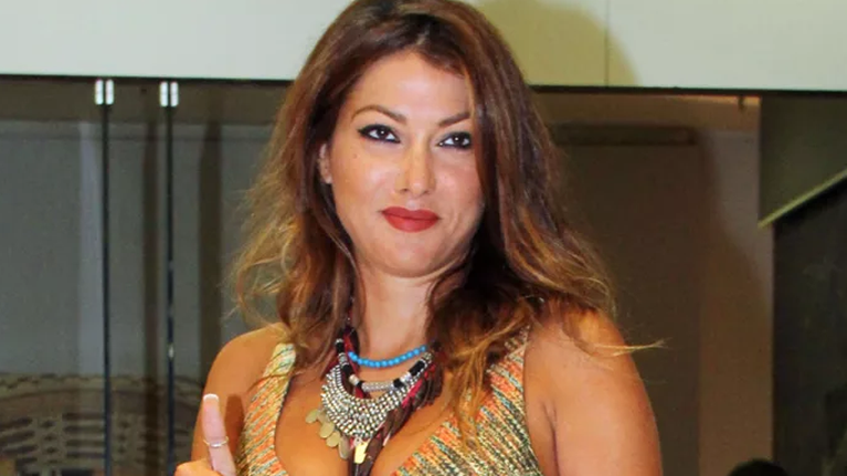 Κλέλια Ρένεση:  &quot;Όταν κάτι είναι δωρεάν, εσύ είσαι προς πώληση!&quot;