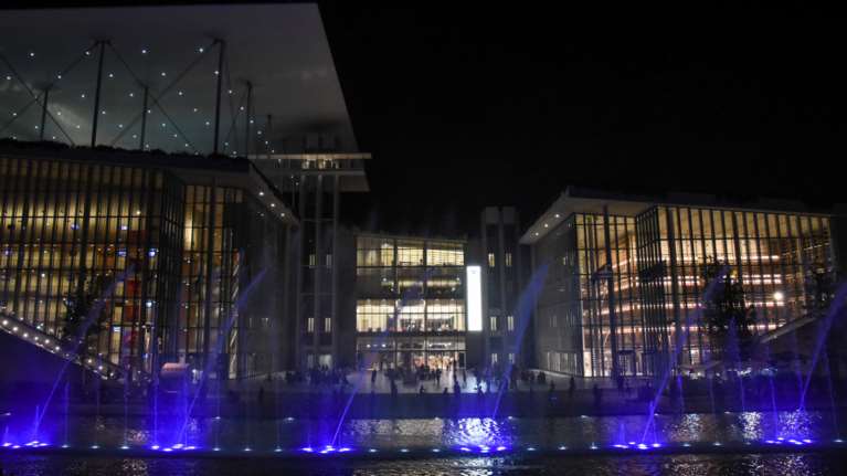 Το &quot;Όνειρο Καλοκαιρινής Νύχτας&quot; του Σαίξπηρ στο Πάρκο Σταύρος Νιάρχος