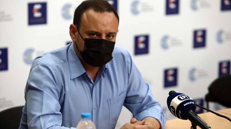 Η συγκλονιστική ανάρτηση Μαγιορκίνη για τους ανεμβολίαστους νέους: Κινδυνεύετε από σοβαρές βλάβες στους πνεύμονες [Εικόνες]