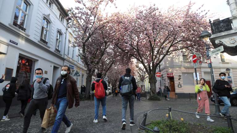 Σκάνδαλο στη Γερμανία: Λίστα 40 βουλευτών που μεσολάβησαν για προμήθεια προστατευτικών ειδών για τον κορονοϊό