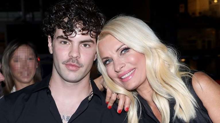 Ο Άγγελος Λάτσιος απολαμβάνει το καλοκαίρι του: Η νέα φωτογραφία με μαγιό από την παραλία