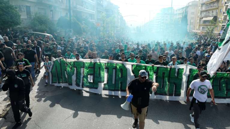 Οργή... λαού: 8.000 οπαδοί του Παναθηναϊκού στο συλλαλητήριο κατά του Γιάννη Αλαφούζου