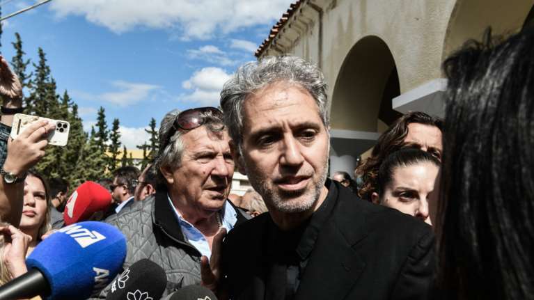 Δημήτρης Κόκοτας: Τα νεότερα για την υγεία του - &quot;Μαθαίνω ότι τα πράγματα δεν πήγαν όπως περίμεναν&quot;