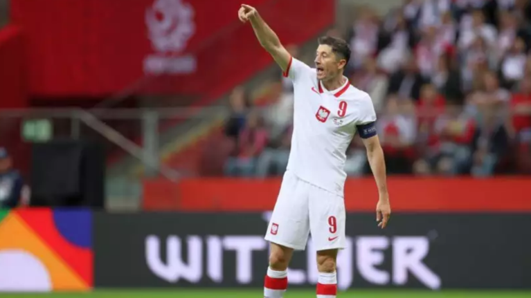 Μπαρτσελόνα: Συγκρατημένη αισιοδοξία για τον Λεβαντόφσκι