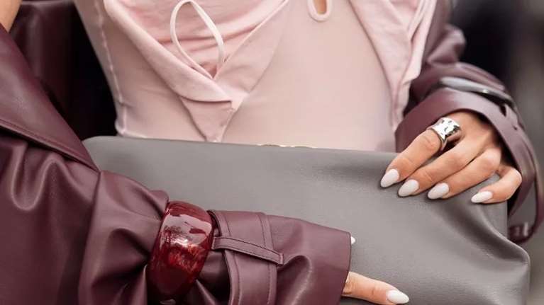 Πέντε μανικιούρ που κάνουν κάθε εμφάνιση να δείχνει πιο ακριβή