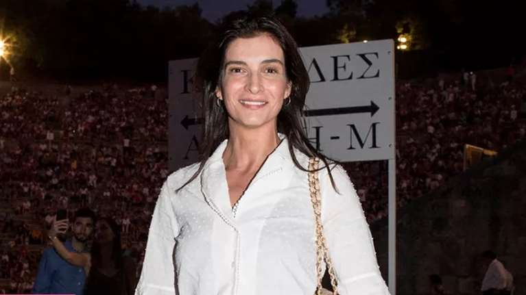 Αντιγόνη Κουλουκάκου: Σε αποκριάτικο πάρτι με τον γοητευτικό σύντροφό της - Τι επέλεξαν να ντυθούν;