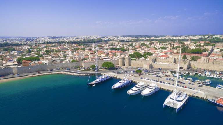 Κοινωνικός Τουρισμός 2025 - 2026: Αυτοί είναι οι προσωρινοί πίνακες των δικαιούχων