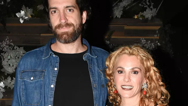 Τζένη Μπότση - Αλέξανδρος Μιχαλάς: Η μπομπονιέρα από τη βάφτιση της κόρης τους έχει ένα πολύ σημαντικό μήνυμα