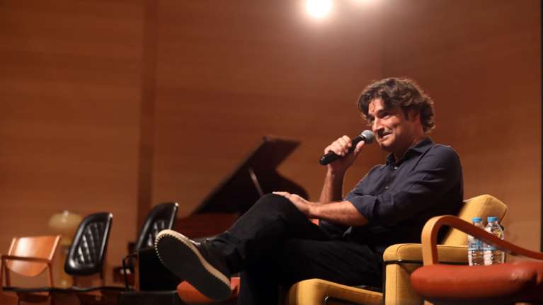 Συνάντηση με τον Co-CEO του Netflix για τον Χριστόφορο Παπακαλιάτη