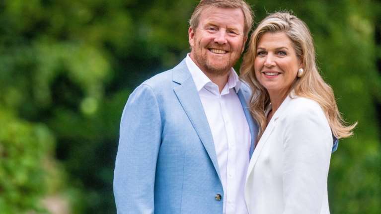Στην Αθήνα απόψε το βασιλικό ζεύγος της Ολλανδίας - Θα τους υποδεχθεί ο Νίκος Δένδιας