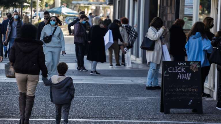 Ζεστό χρήμα στην αγορά πριν από το Πάσχα - Ποιοι και πότε θα δουν χρήματα στους λογαριασμούς τους