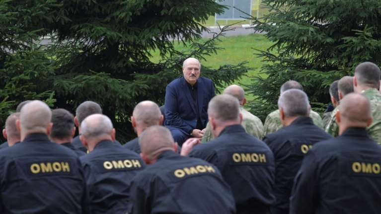 Η Λευκορωσία του ακροδεξιού Λουκασένκο &quot;έκοψε&quot; το Euronews: Θα μεταδίδει ρώσικο κανάλι για τον Β&#39; Παγκόσμιο