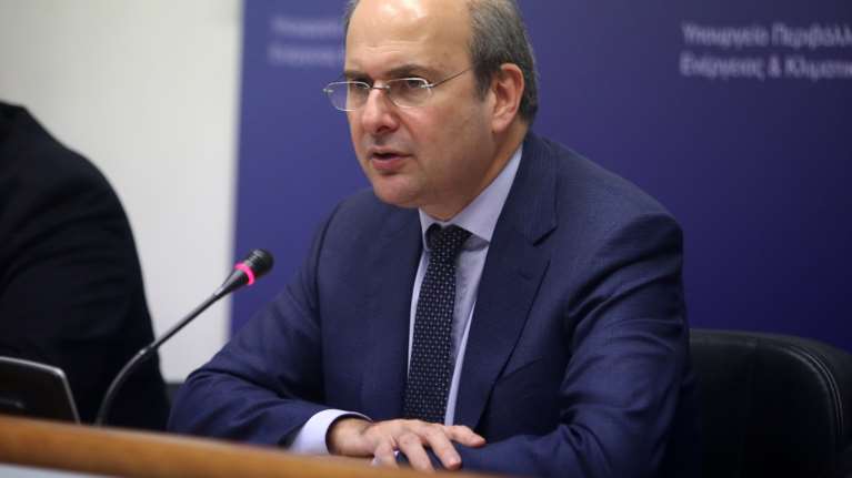 Χατζηδάκης: Θα φύγουν 5.000 με 5.500 υπάλληλοι της ΔΕΗ με εθελούσια έξοδο