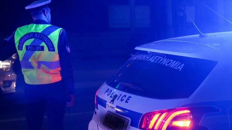 Λήστεψαν βενζινάδικο στο Πέραμα με απειλή μαχαιριού