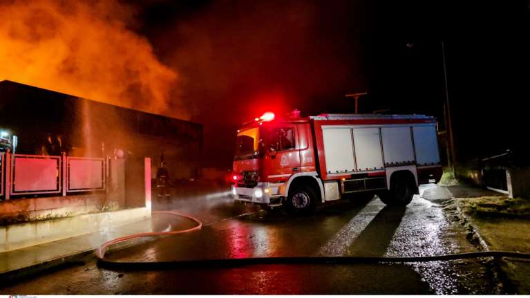 Εργοστάσιο σχολικών γευμάτων στη Λαμία: Εντοπίστηκαν πρώτες ύλες που είχαν λήξει εδώ και ένα χρόνο... - Σίγουρα εμπρησμός