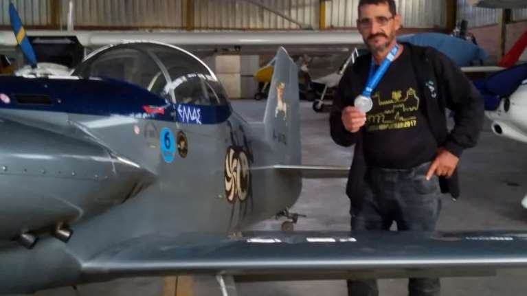 Θρίλερ με μονοκινητήριο αεροσκάφος: Αυτός είναι ο πιλότος που αγνοείται  - Τι ζητά η κόρη του