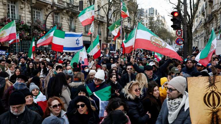 Το Ιράν φλέγεται, διαδηλωτές δολοφονούνται, αλλά στην Ελλάδα κανείς "αριστερός ακτιβιστής" δεν διαδηλώνει: Η εξήγηση