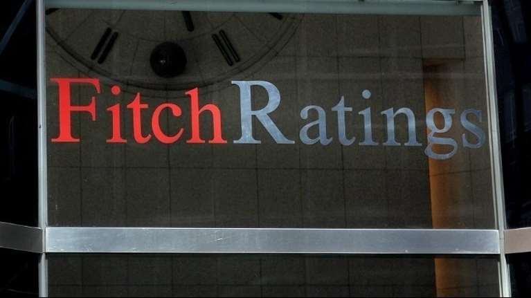 Ο οίκος Fitch επιβεβαίωσε το ελληνικό αξιόχρεο στην επενδυτική βαθμίδα ΒΒΒ- με σταθερές προοπτικές