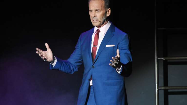 Πέτρος Κωστόπουλος: Τι ανέφερε για το διαζύγιο Βανδή – Νικολαΐδη