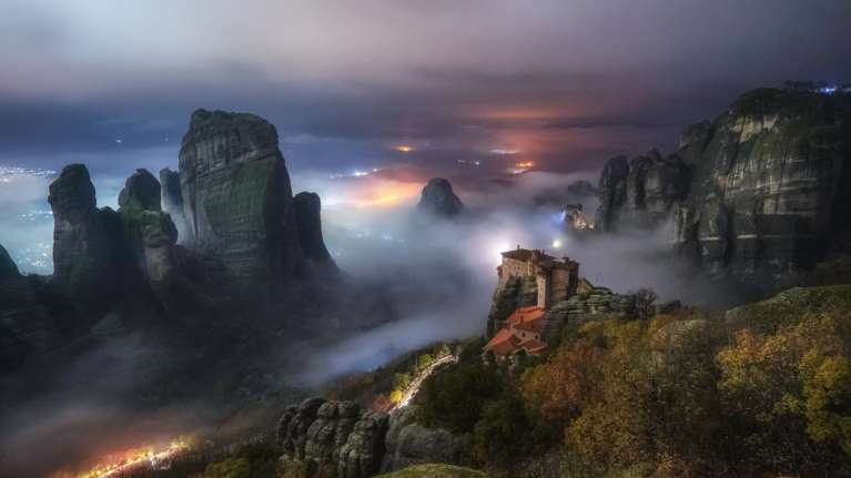 Ταξίδι στα Μετέωρα: εστιατόρια, διαδρομές, εμπειρίες σε έναν προορισμό που προκαλεί δέος