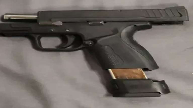 Ξάνθη: Συνελήφθη 27χρονος Τούρκος υπήκοος για κατοχή 25 πυροβόλων όπλων – Βίντεο από την επιχείρηση της ΕΛΑΣ