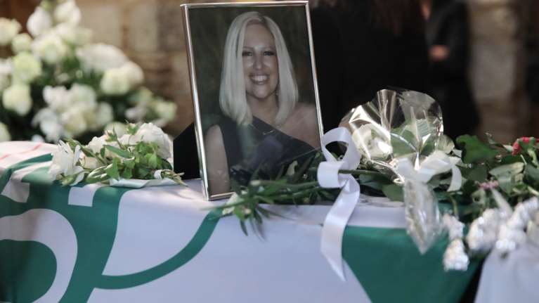 Σε βαρύ κλίμα το μνημόσυνο της Φώφης Γεννηματά στο παρεκκλήσι των Αγίων Θεοδώρων