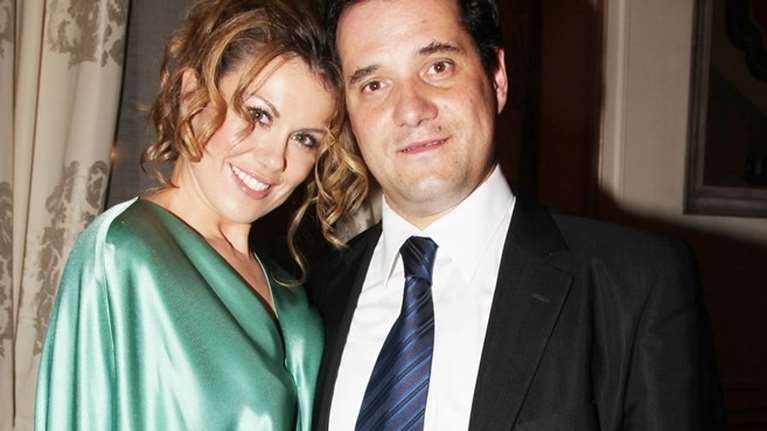 15 χρόνια πριν: Όταν η Ευγενία Μανωλίδου πόζαρε για τον Pierre Cardin