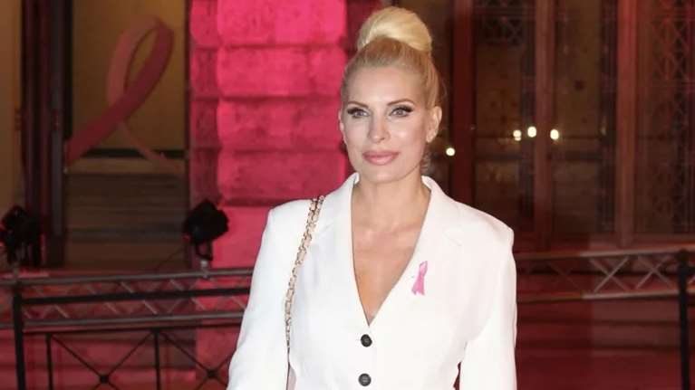 Η Ελένη Μενεγάκη με φόρμα στο στούντιο: Η συνάντηση με την Ελεονώρα Μελέτη