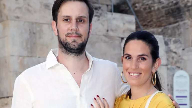 Η Αναστασία Καίσαρη και ο Tόμας Πέρσι ετοιμάζουν τη λαμπερή βάπτιση της κόρης τους στη Μύκονο