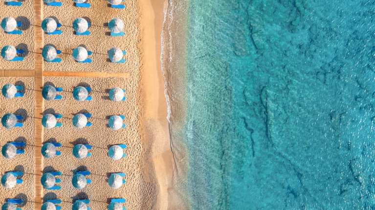 Κρήτη: Oι viral παραλίες και οι γαστρονομικοί της θησαυροί