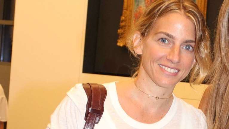 H Χρυσή Βαρδινογιάννη με ανοιξιάτικο look στο lunch που έγινε για τους σκοπούς της ΕΛΠΙΔΑΣ