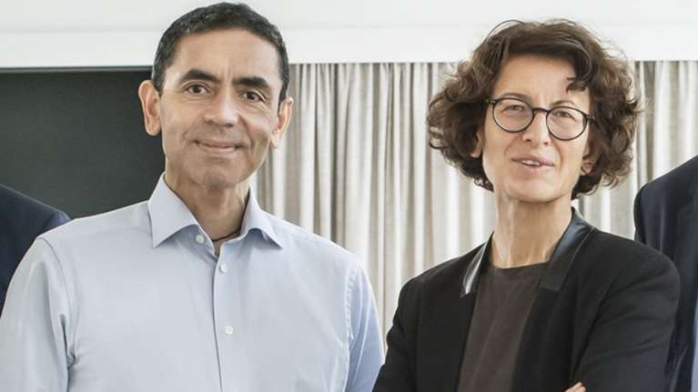 Spiegel: Οι ιδρυτές της Biontech &quot;νικητές της χρονιάς&quot;  - Δημιούργησαν με την Pfizer το εμβόλιο για τον κορονοϊό