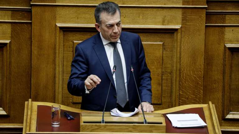 Παραδοχή Βρούτση: Ο κορονοϊός θα έχει συνέπειες και στην ανεργία