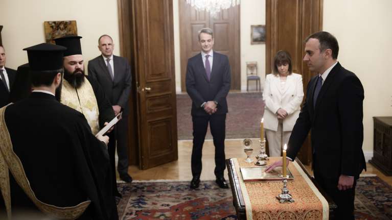 O Τάσος Χατζηβασιλείου ορκίστηκε υφυπουργός Εξωτερικών [εικόνες - βίντεο]