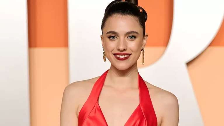 Τρία… σατανικά κόλπα για να καμουφλάρεις τα άλουστα μαλλιά