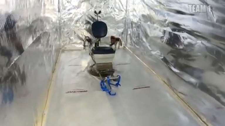 Φρίκη στην Ολλανδία: Αστυνομικοί εντόπισαν κοντέινερ-κελιά και &quot;θάλαμο βασανιστηρίων&quot;