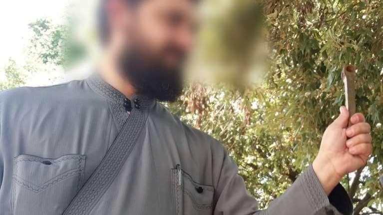 Βιαστής ιερέας: Έτσι βρήκε το θάρρος η 17χρονη να τον ξεσκεπάσει - Της έστελνε μέχρι και φωτογραφίες με το μόριό του